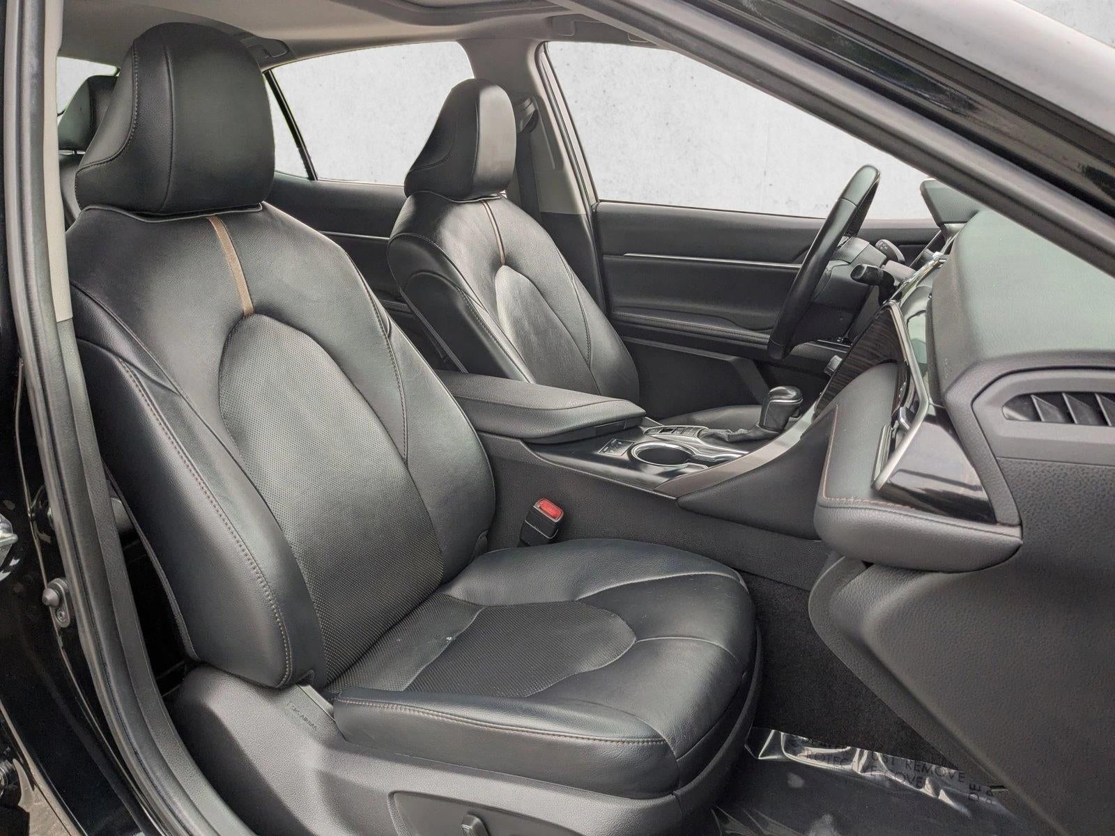 2020 Toyota Camry Hybrid XLE CVT (Natl)