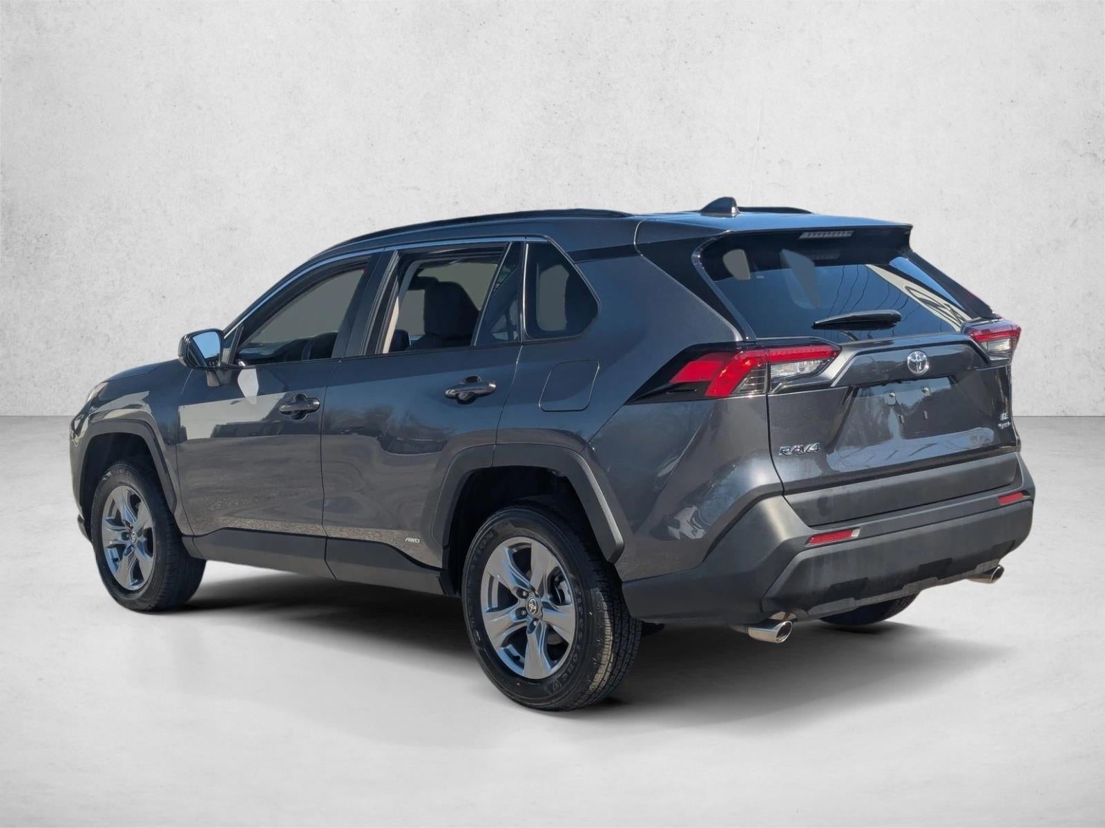 2025 Toyota RAV4 Hybrid LE AWD (Natl)