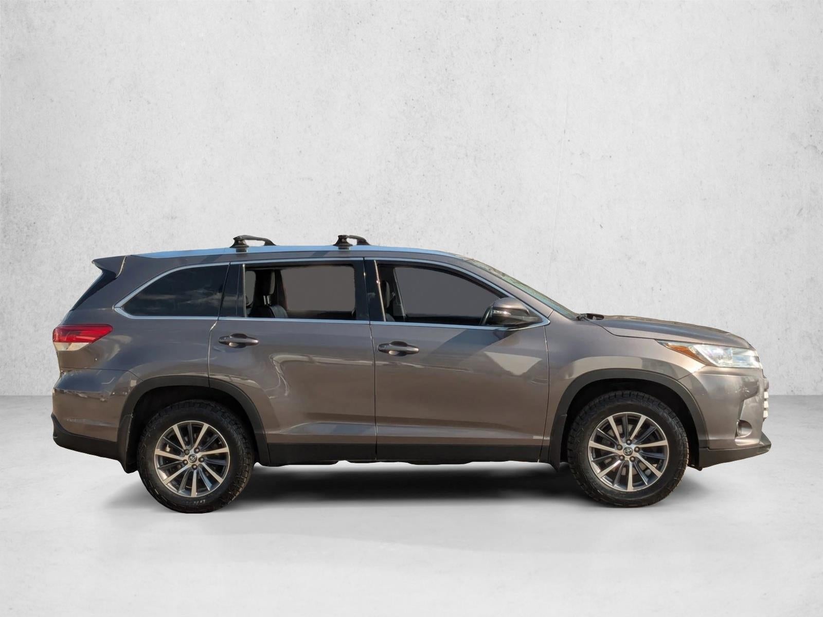 2019 Toyota Highlander XLE V6 AWD (Natl)