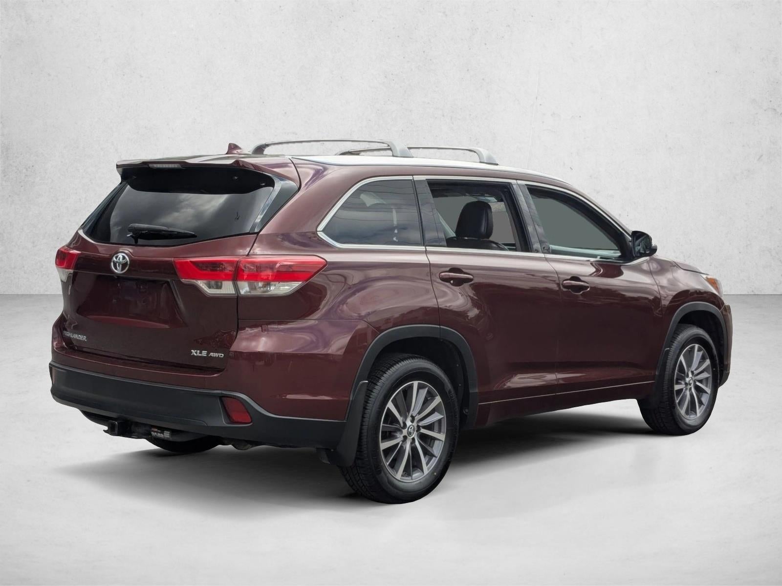 2017 Toyota Highlander XLE V6 AWD (Natl)