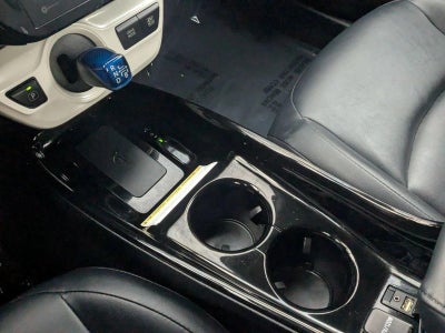 2018 Toyota Prius Four Touring (Natl)