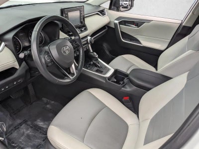 2020 Toyota RAV4 XLE Premium AWD (Natl)