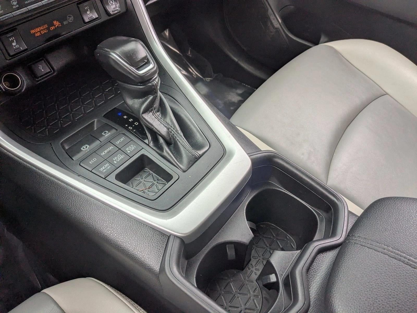 2020 Toyota RAV4 XLE Premium AWD (Natl)