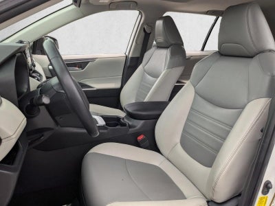 2020 Toyota RAV4 XLE Premium AWD (Natl)