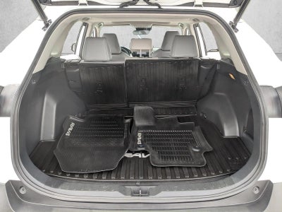 2020 Toyota RAV4 XLE Premium AWD (Natl)