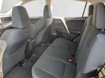 2014 Toyota RAV4 AWD 4dr XLE (Natl)