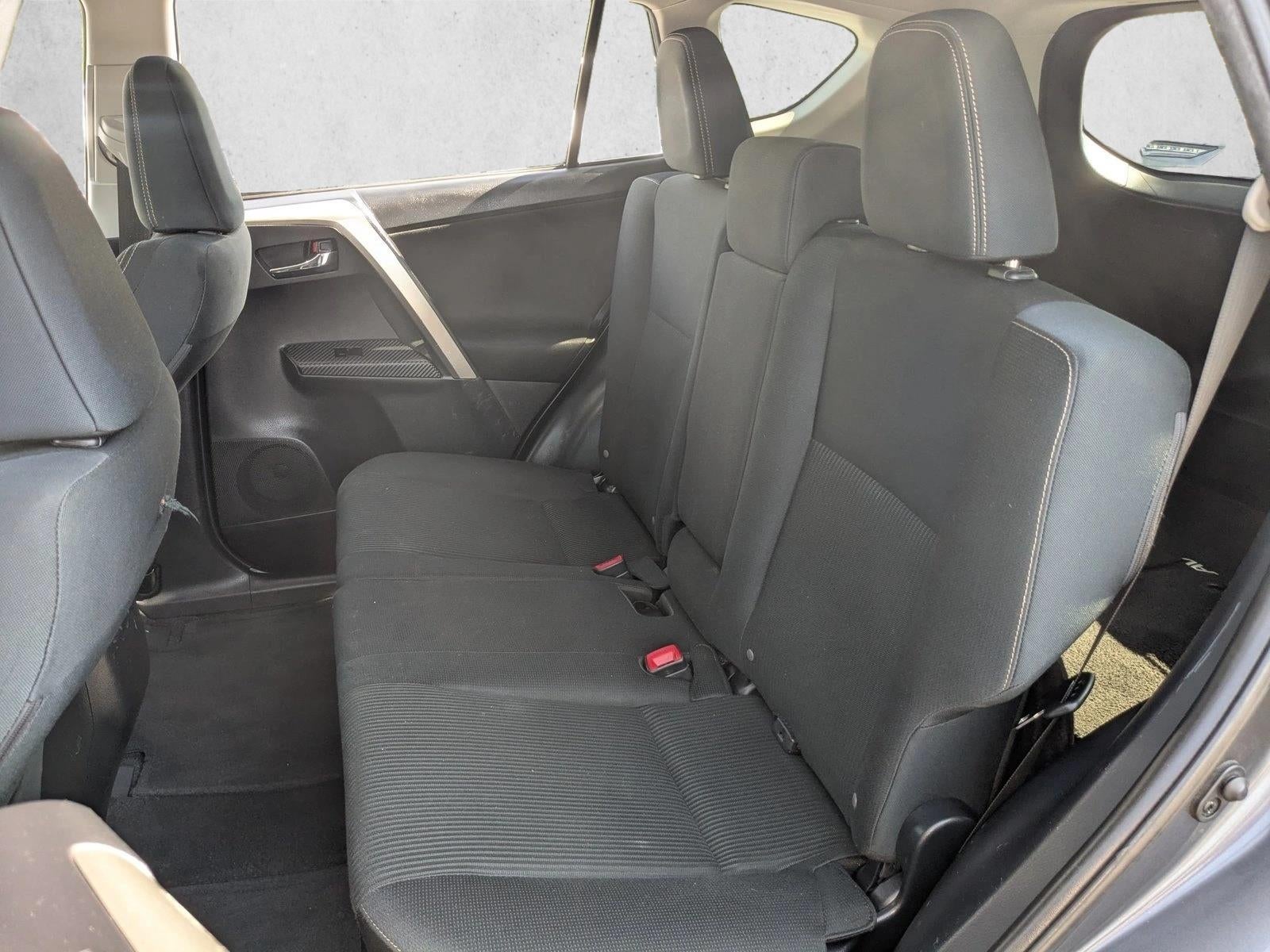 2014 Toyota RAV4 AWD 4dr XLE (Natl)