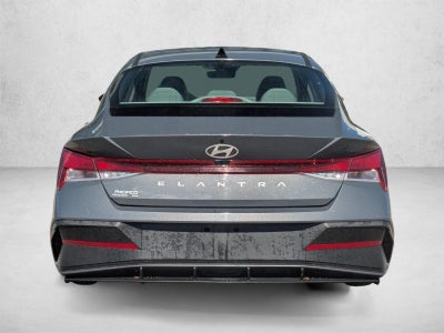 2024 Hyundai ELANTRA SE IVT