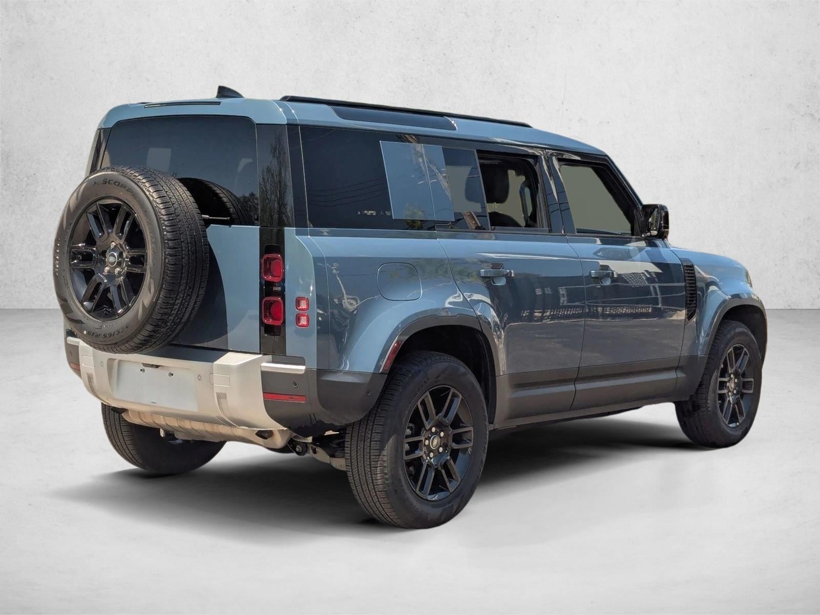 2025 Land Rover Defender 110 P300 S