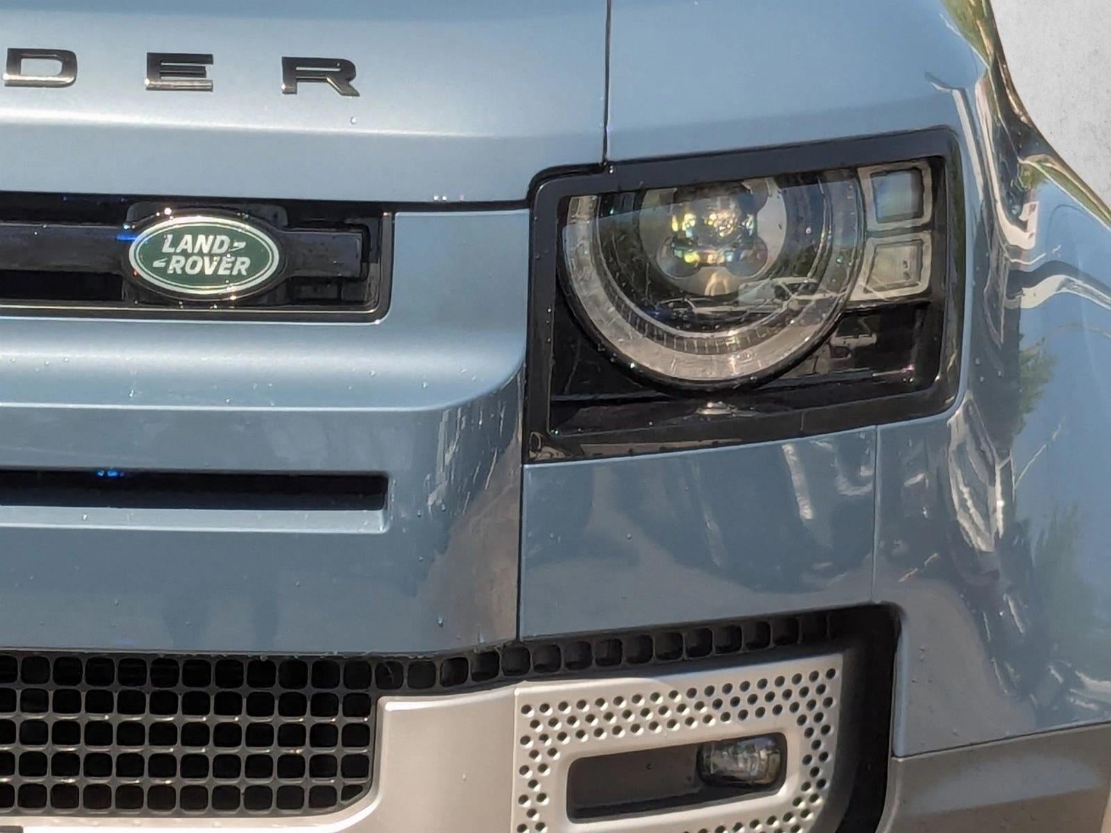 2025 Land Rover Defender 110 P300 S