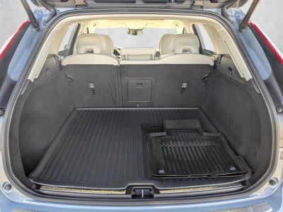 2023 Volvo XC60 B5 AWD Core