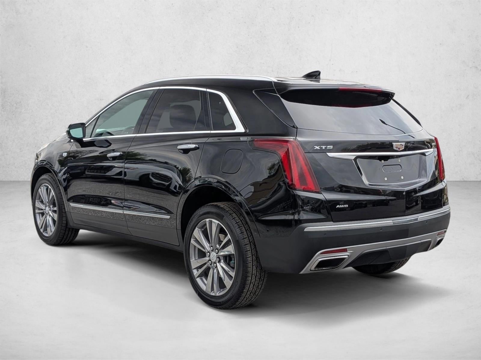 2022 Cadillac XT5 AWD 4dr Premium Luxury