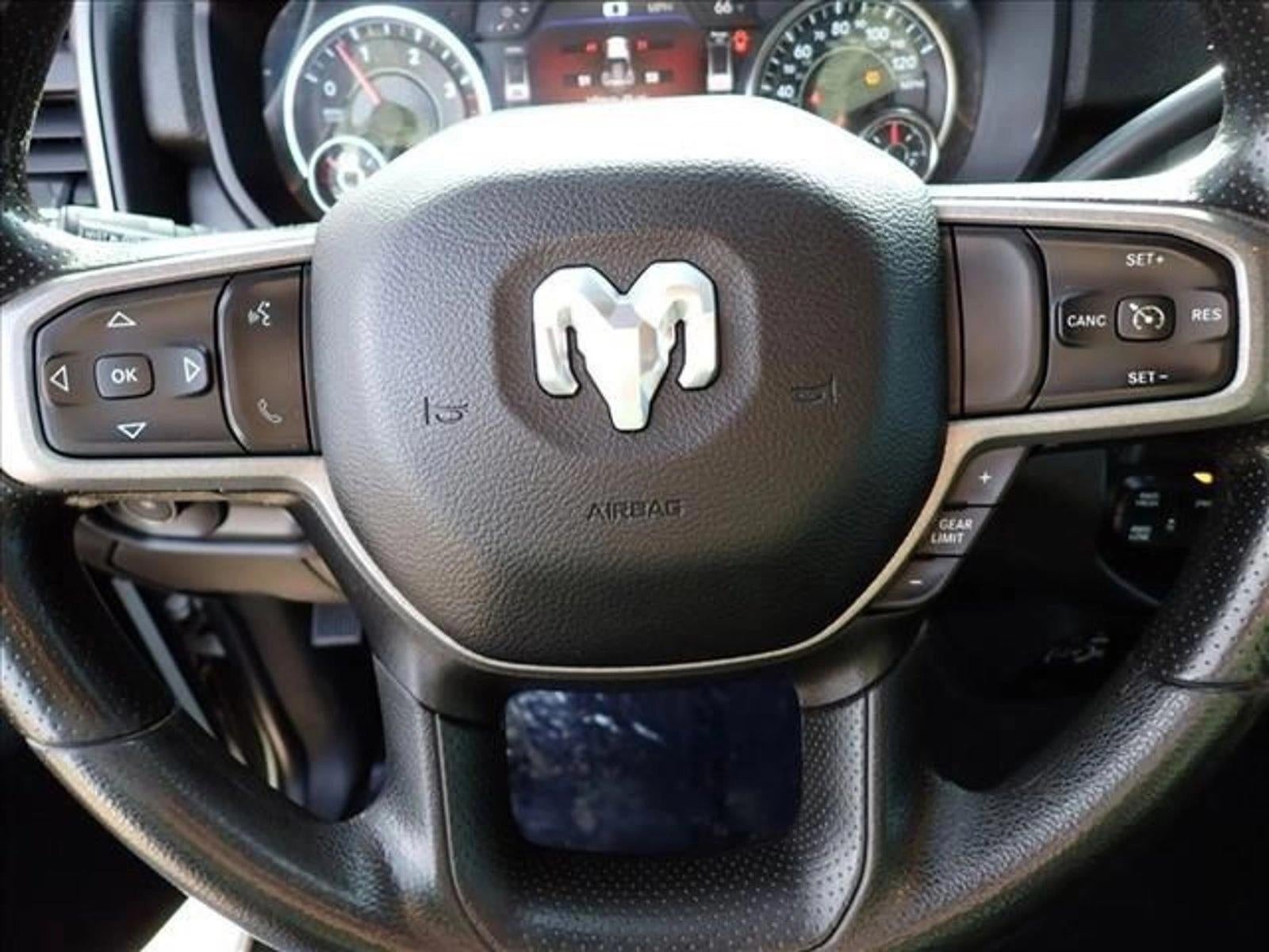 2023 RAM 2500 Tradesman 4x4 Crew Cab 6'4" Box