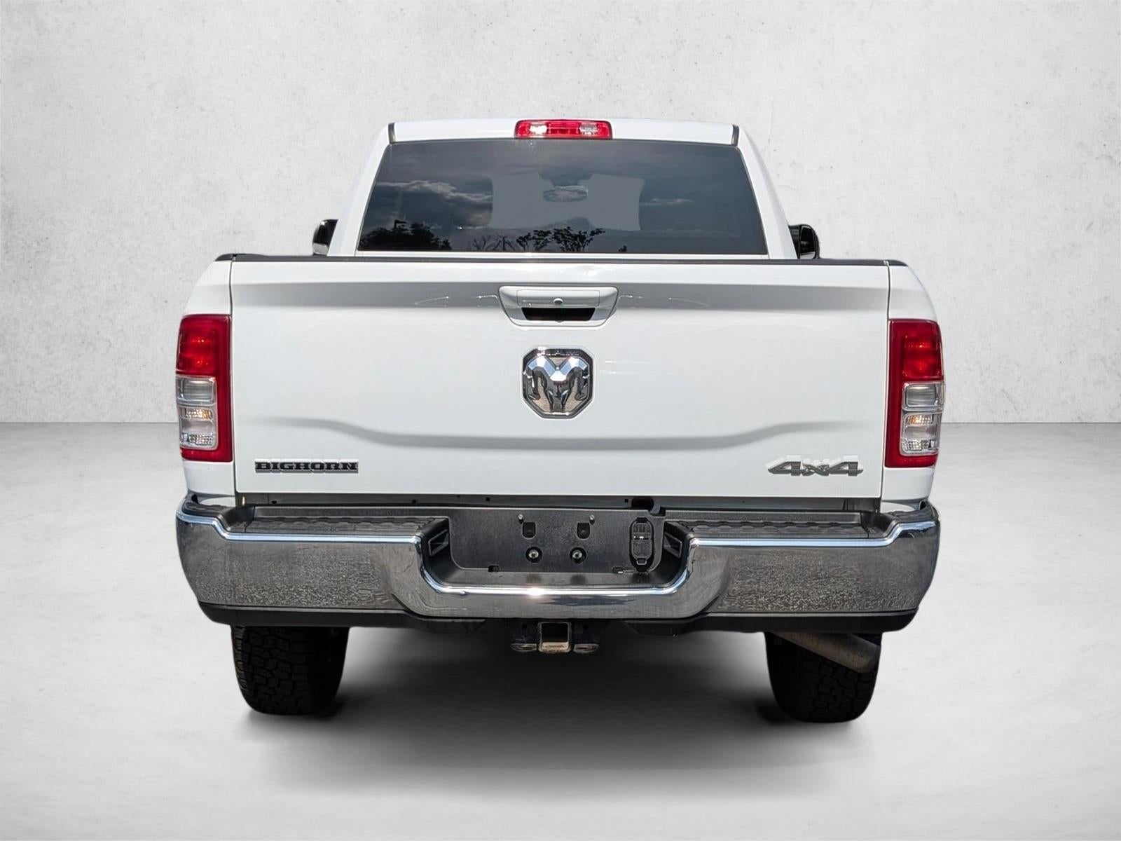 2020 RAM 2500 Big Horn 4x4 Crew Cab 6'4" Box