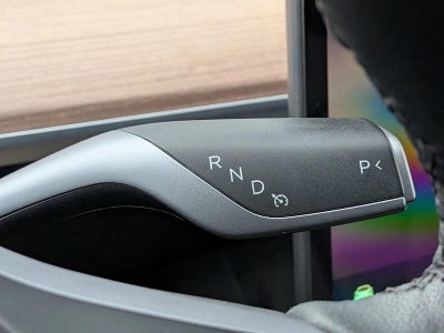 2023 Tesla Model 3 RWD