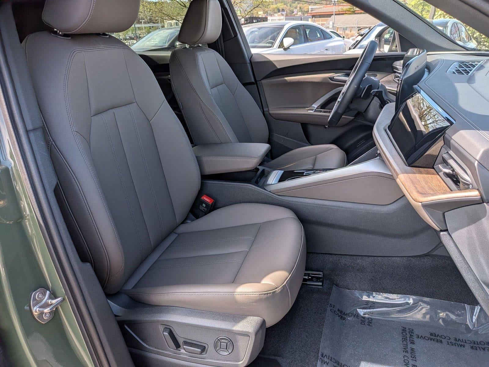 2025 Audi Q5 Premium 2.0 TFSI quattro