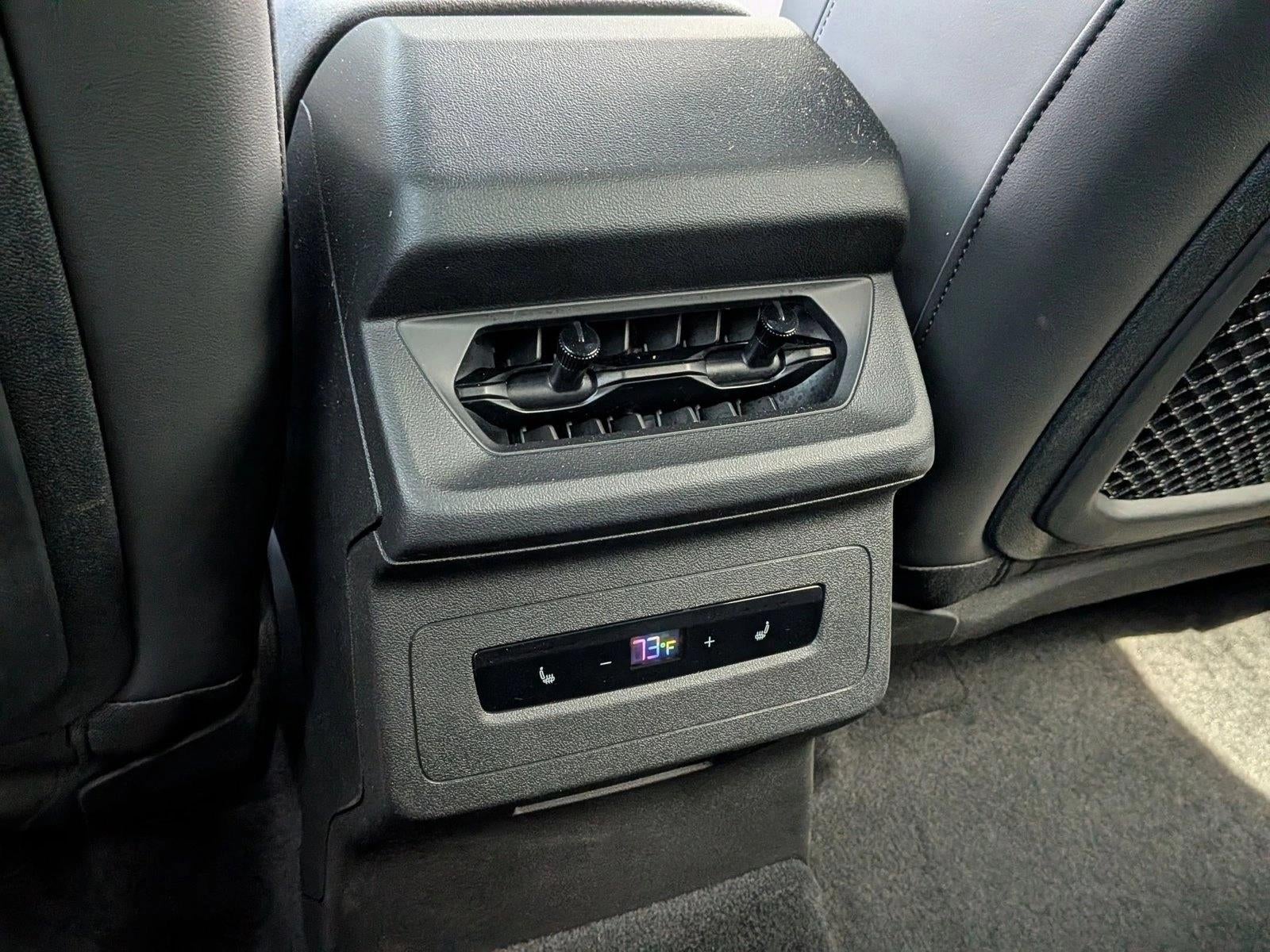 2025 Audi SQ6 e-tron Prestige quattro