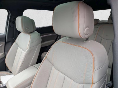 2024 Audi Q8 e-tron Prestige quattro