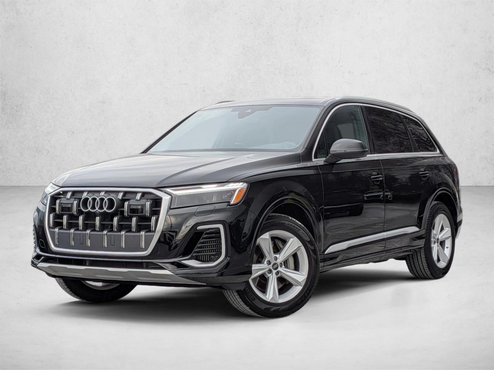 2025 Audi Q7 Premium 55 TFSI quattro