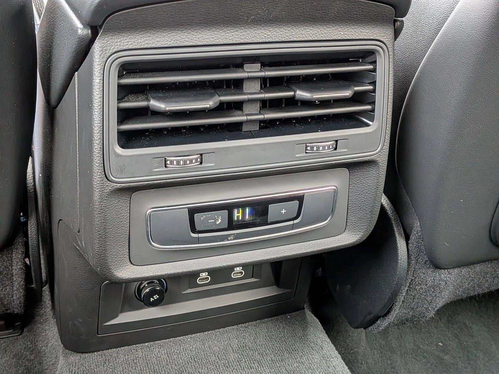 2025 Audi Q7 Premium 55 TFSI quattro