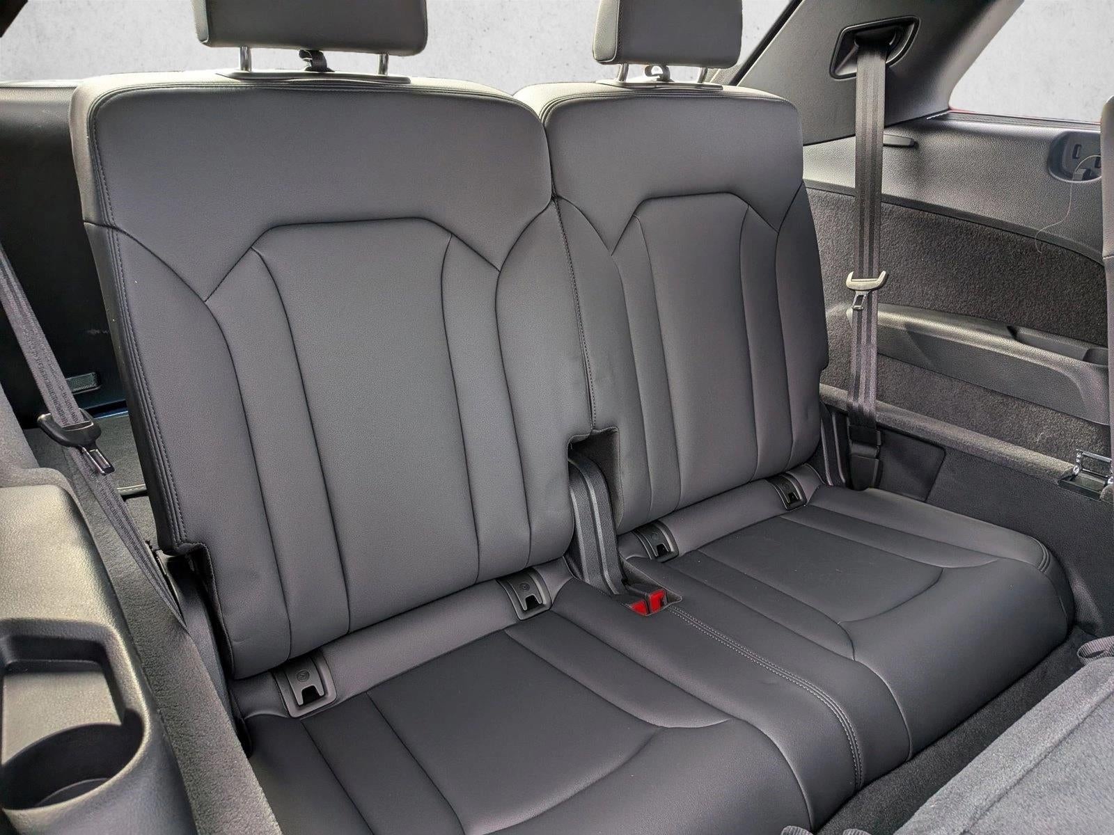 2025 Audi Q7 Premium 55 TFSI quattro