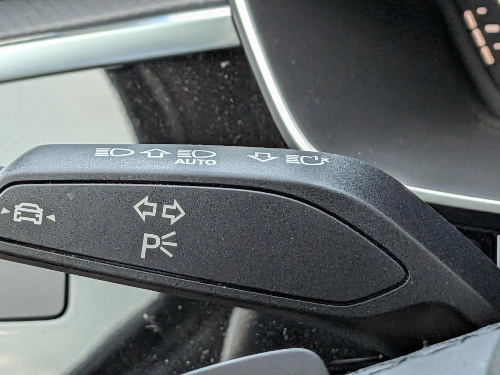 2024 Audi Q3 S line Premium 45 TFSI quattro