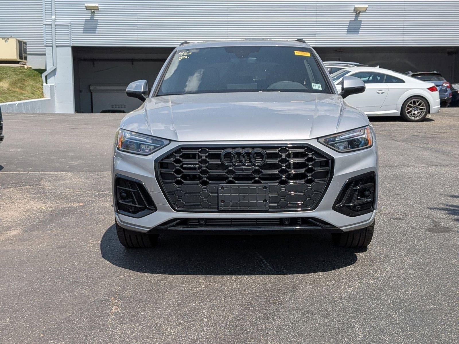 2025 Audi Q5 S line Premium Plus 55 TFSI e quattro