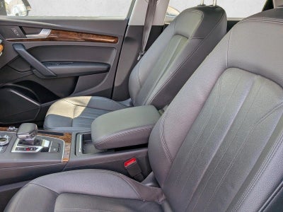 2020 Audi Q5 Premium 55 TFSI e quattro