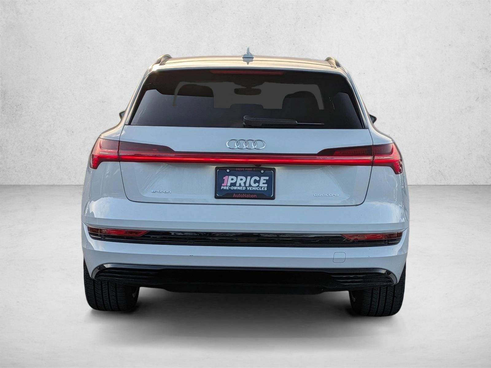 2022 Audi e-tron Premium Plus quattro