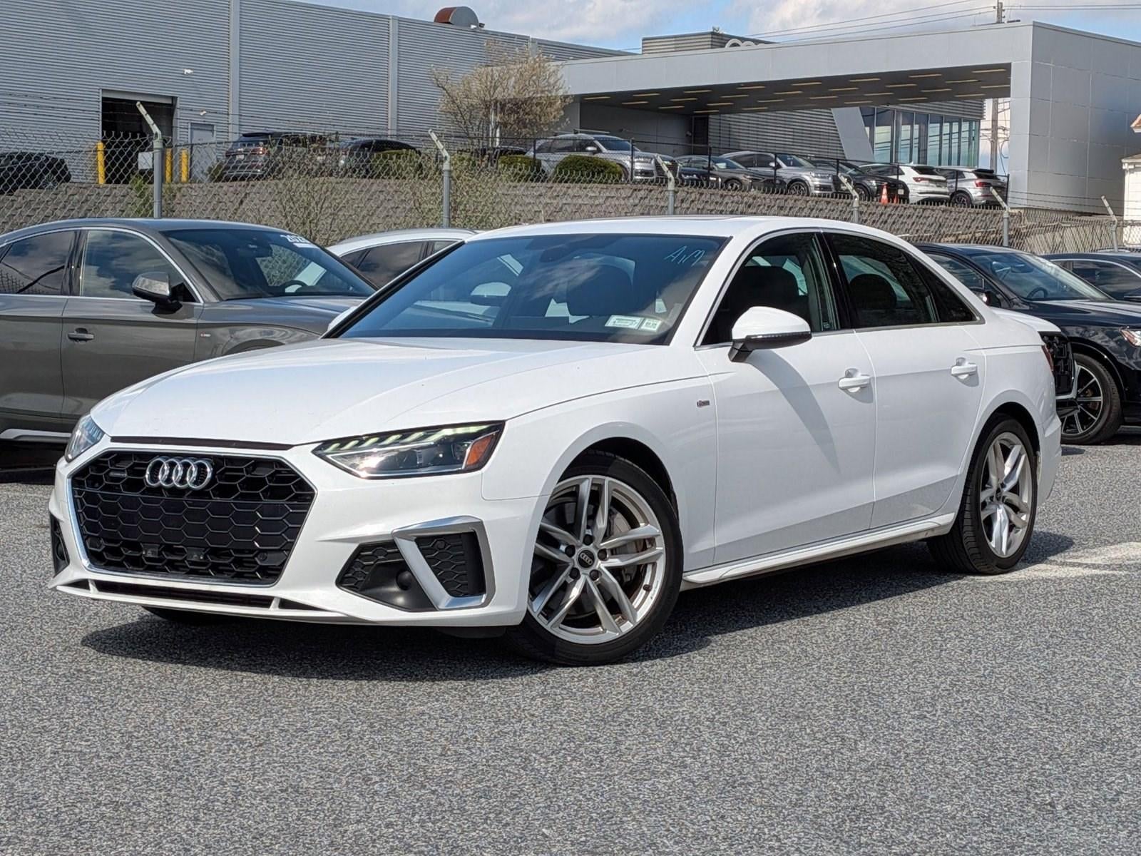 2023 Audi A4 Sedan S line Premium 45 TFSI quattro