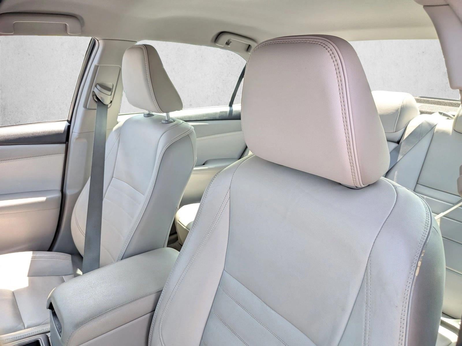 2017 Toyota Camry XLE Auto (Natl)
