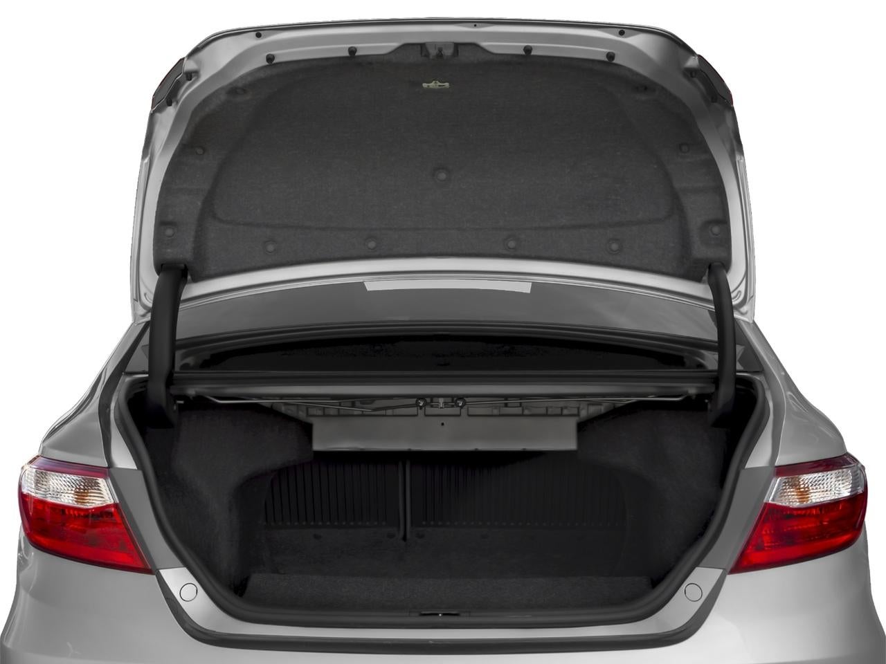 2017 Toyota Camry XLE Auto (Natl)