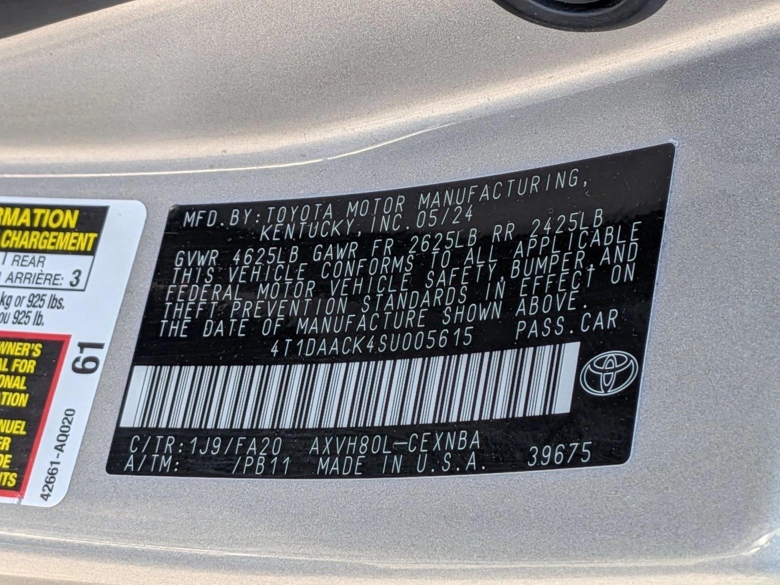 2025 Toyota Camry LE (Natl)