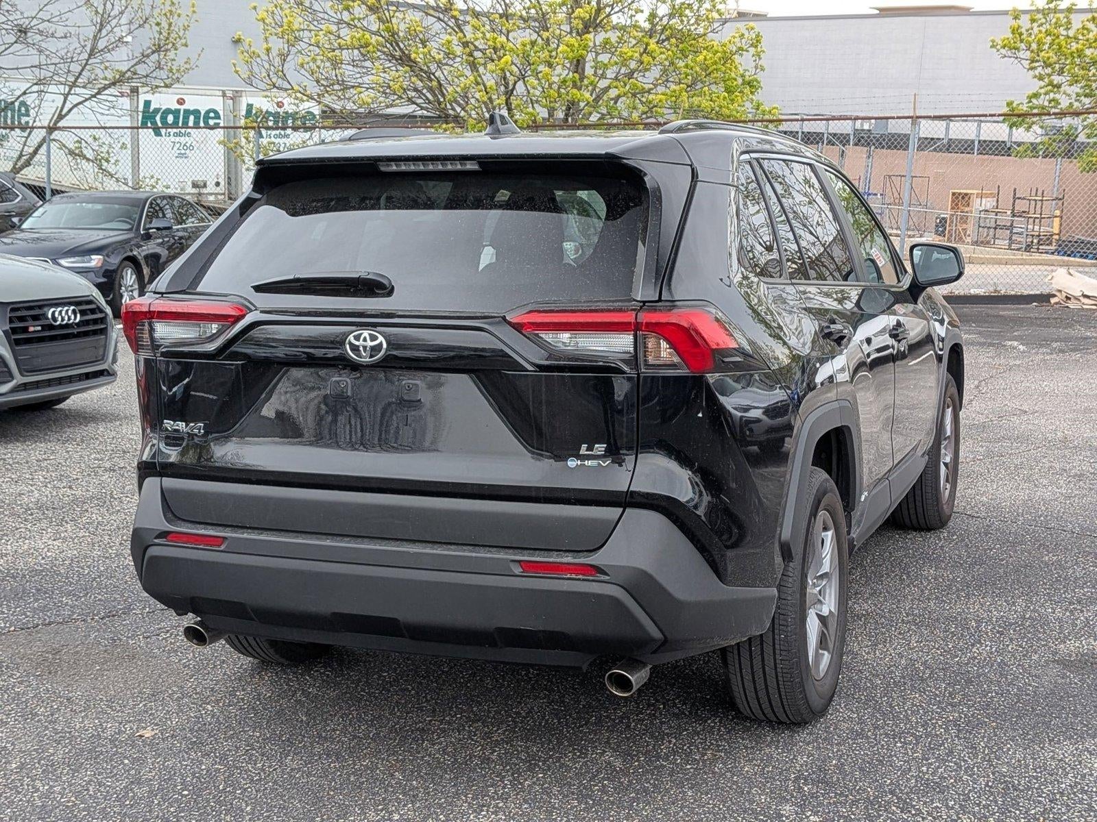 2025 Toyota RAV4 Hybrid LE AWD (Natl)