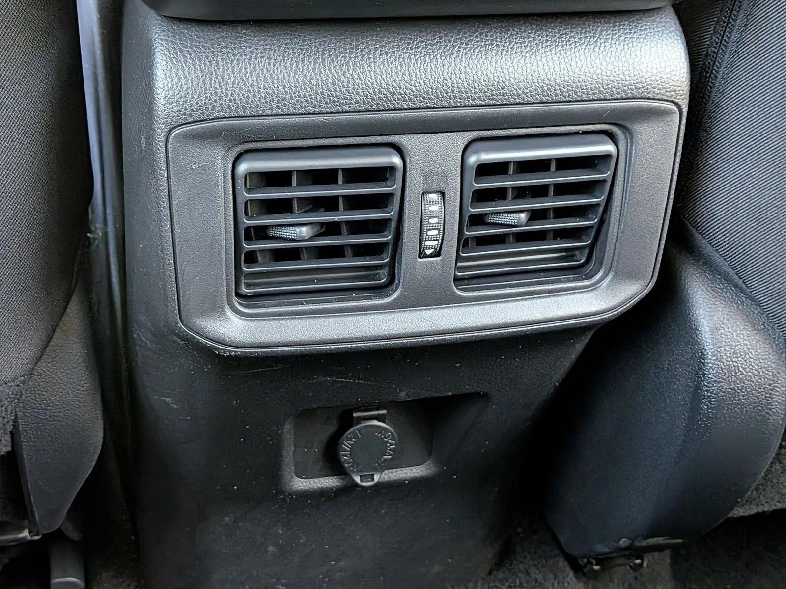 2025 Toyota RAV4 Hybrid LE AWD (Natl)