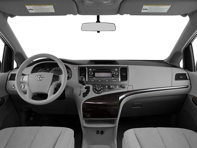 2014 Toyota Sienna 5dr 8-Pass Van V6 LE FWD (Natl)
