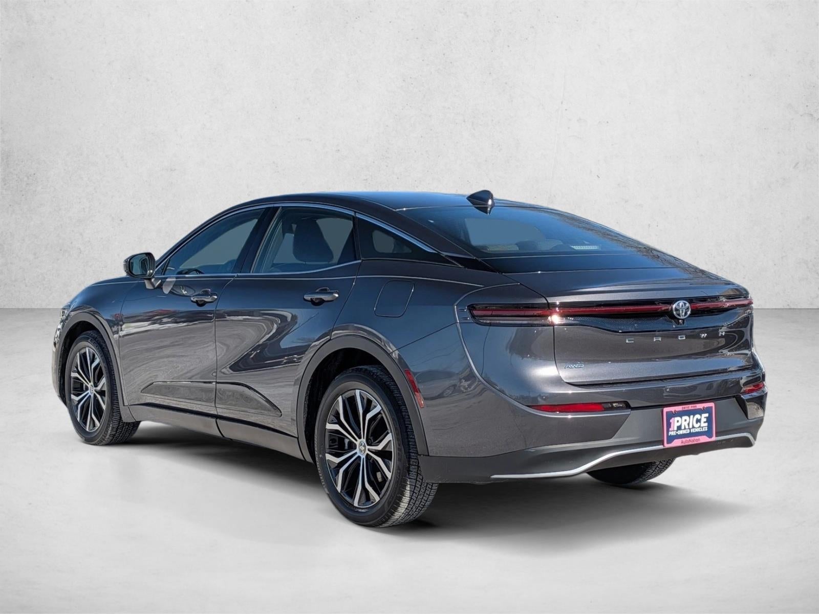 2023 Toyota Crown XLE AWD (Natl)