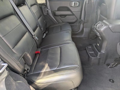 2019 Jeep Wrangler Unlimited Sahara Altitude 4x4