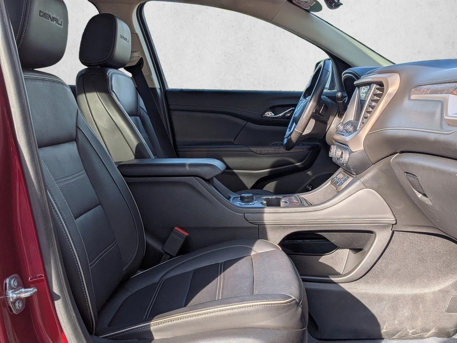2020 GMC Acadia AWD Denali