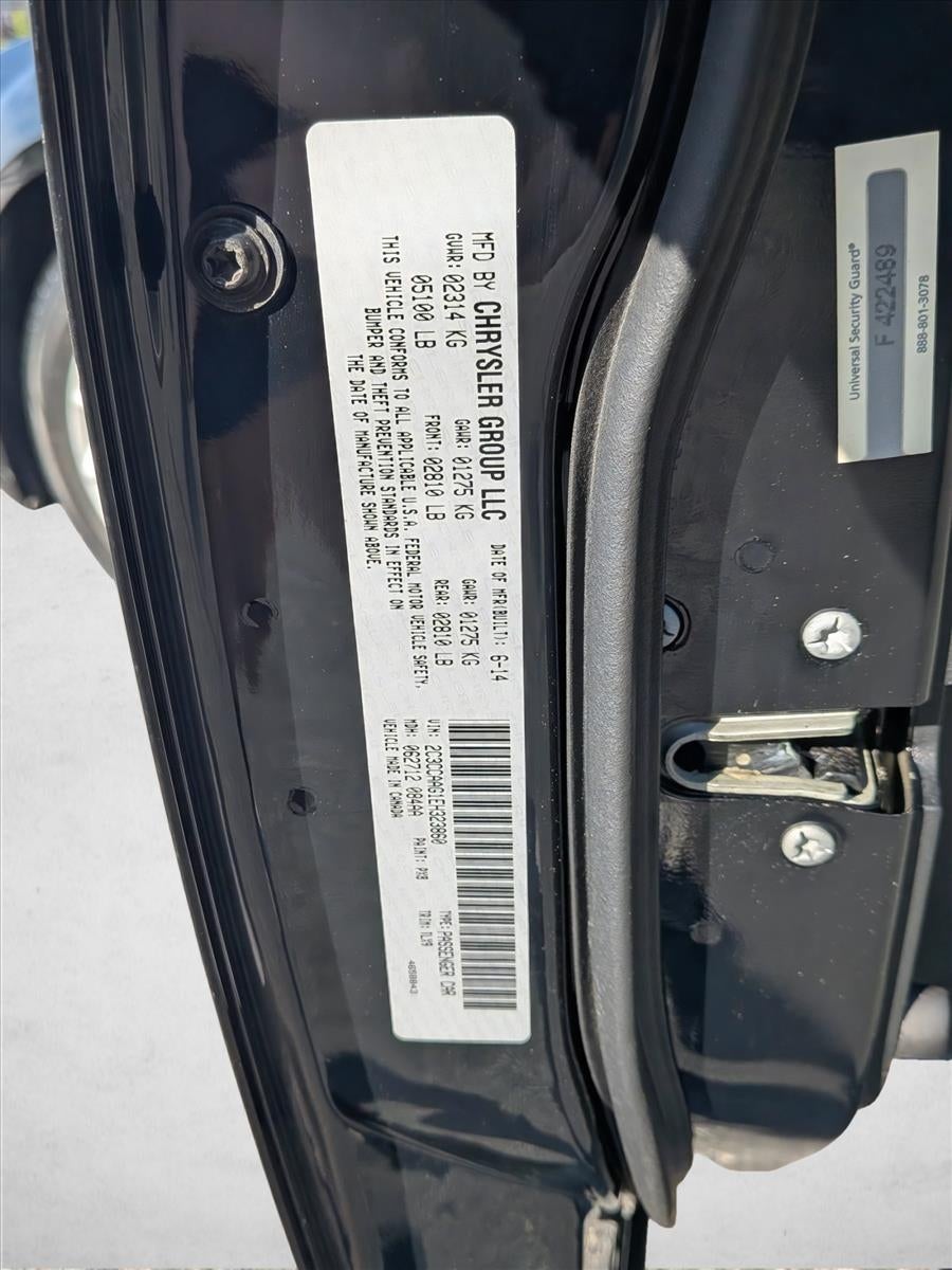 2014 Chrysler 300 4dr Sdn RWD