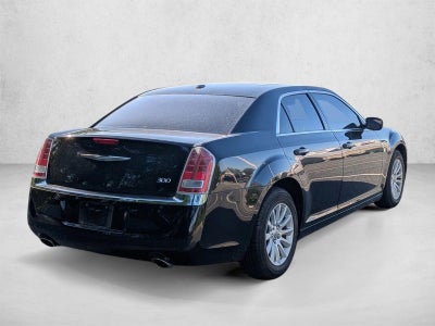 2014 Chrysler 300 4dr Sdn RWD