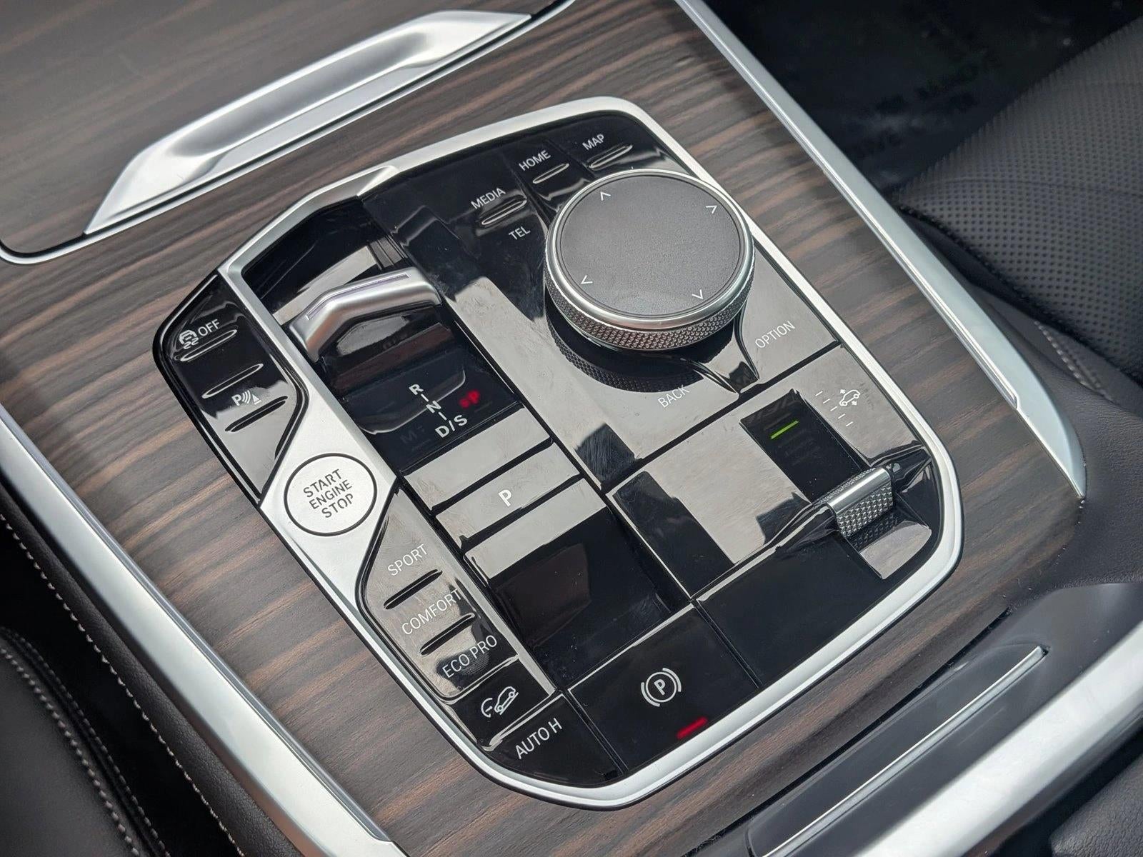 2024 BMW X7 xDrive40i Sports Activity Vehicle
