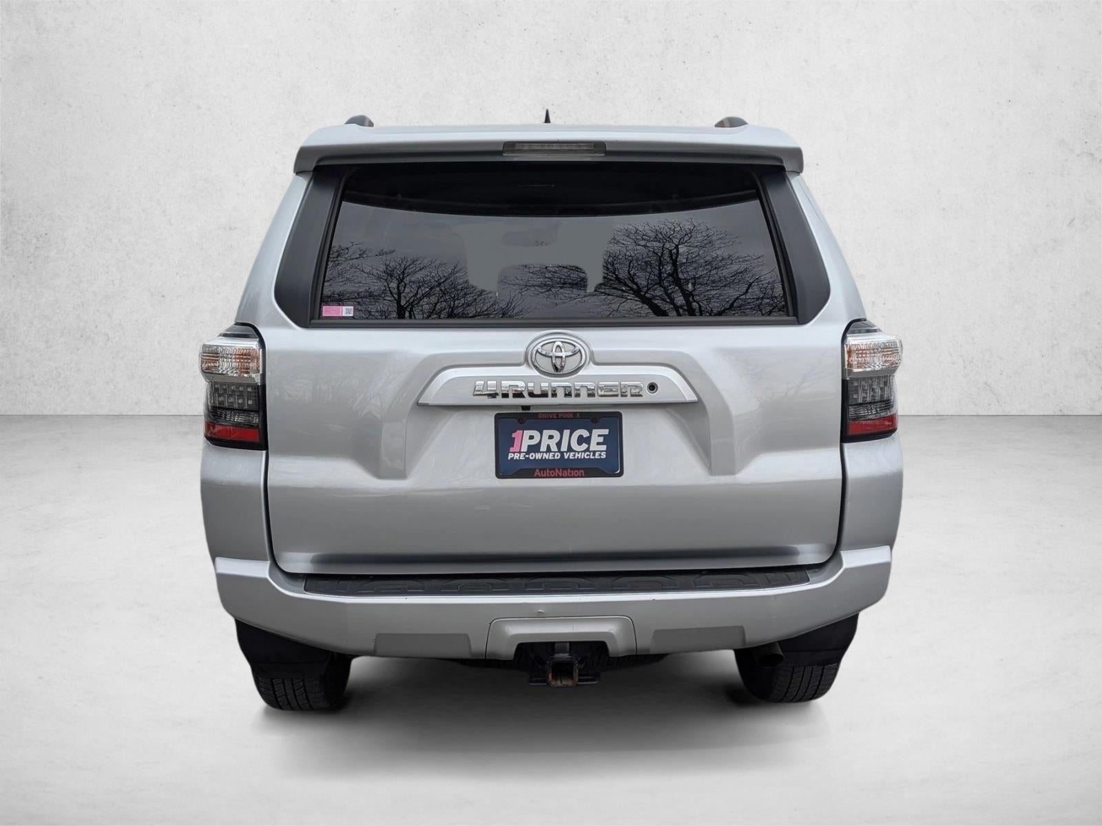 2020 Toyota 4Runner SR5 4WD (Natl)