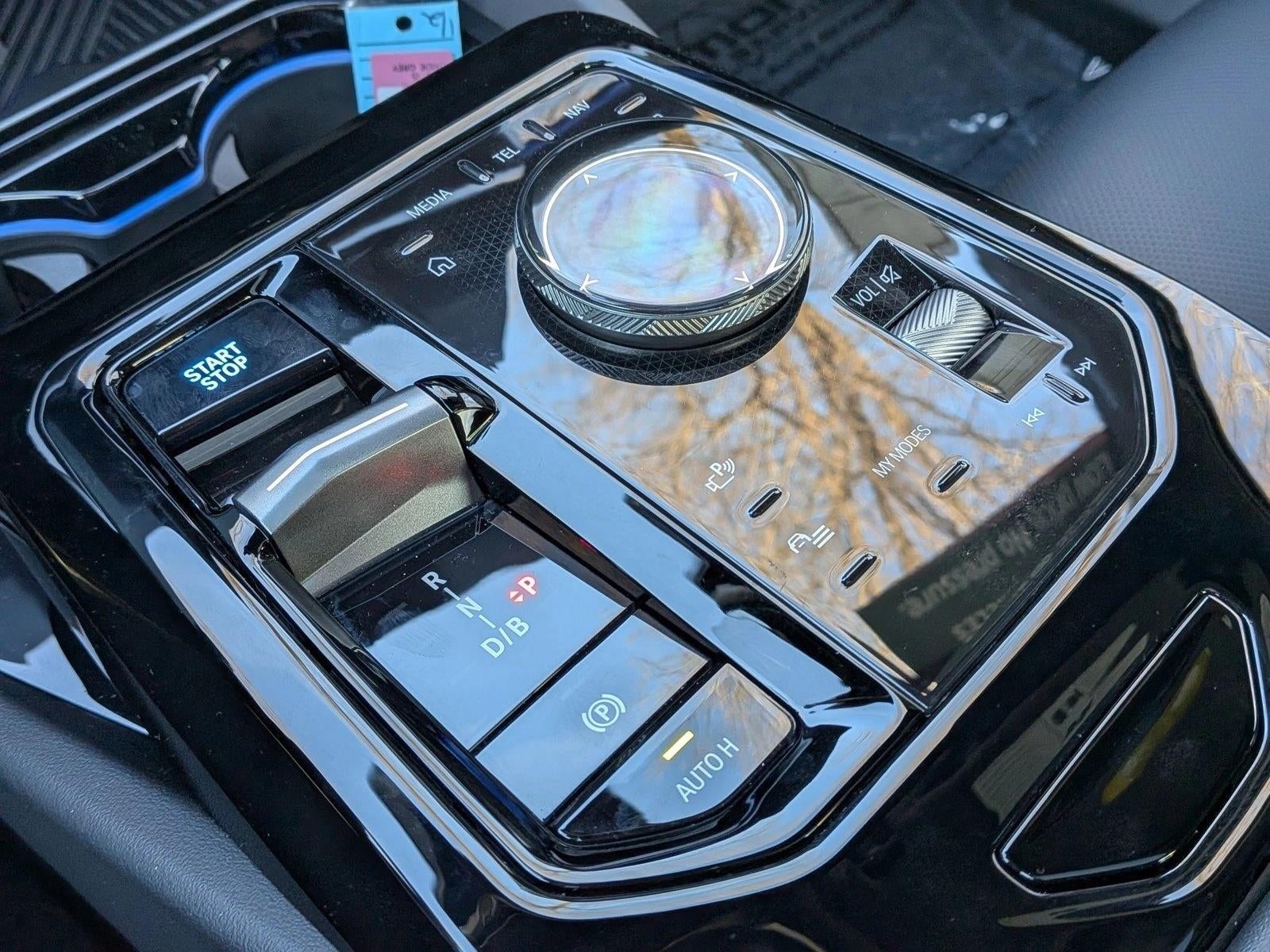 2025 BMW i5 xDrive40 Sedan