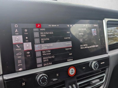 2023 Porsche Macan AWD