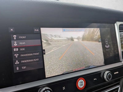 2023 Porsche Macan AWD