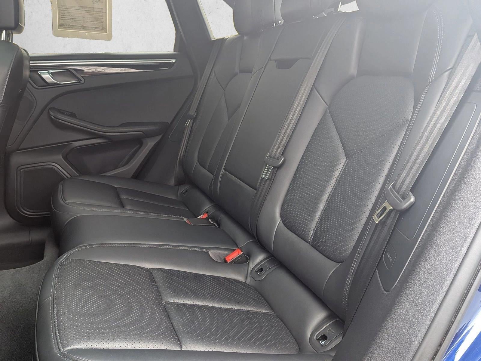 2023 Porsche Macan AWD