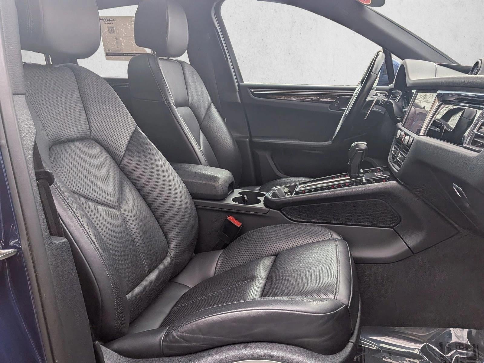 2023 Porsche Macan AWD