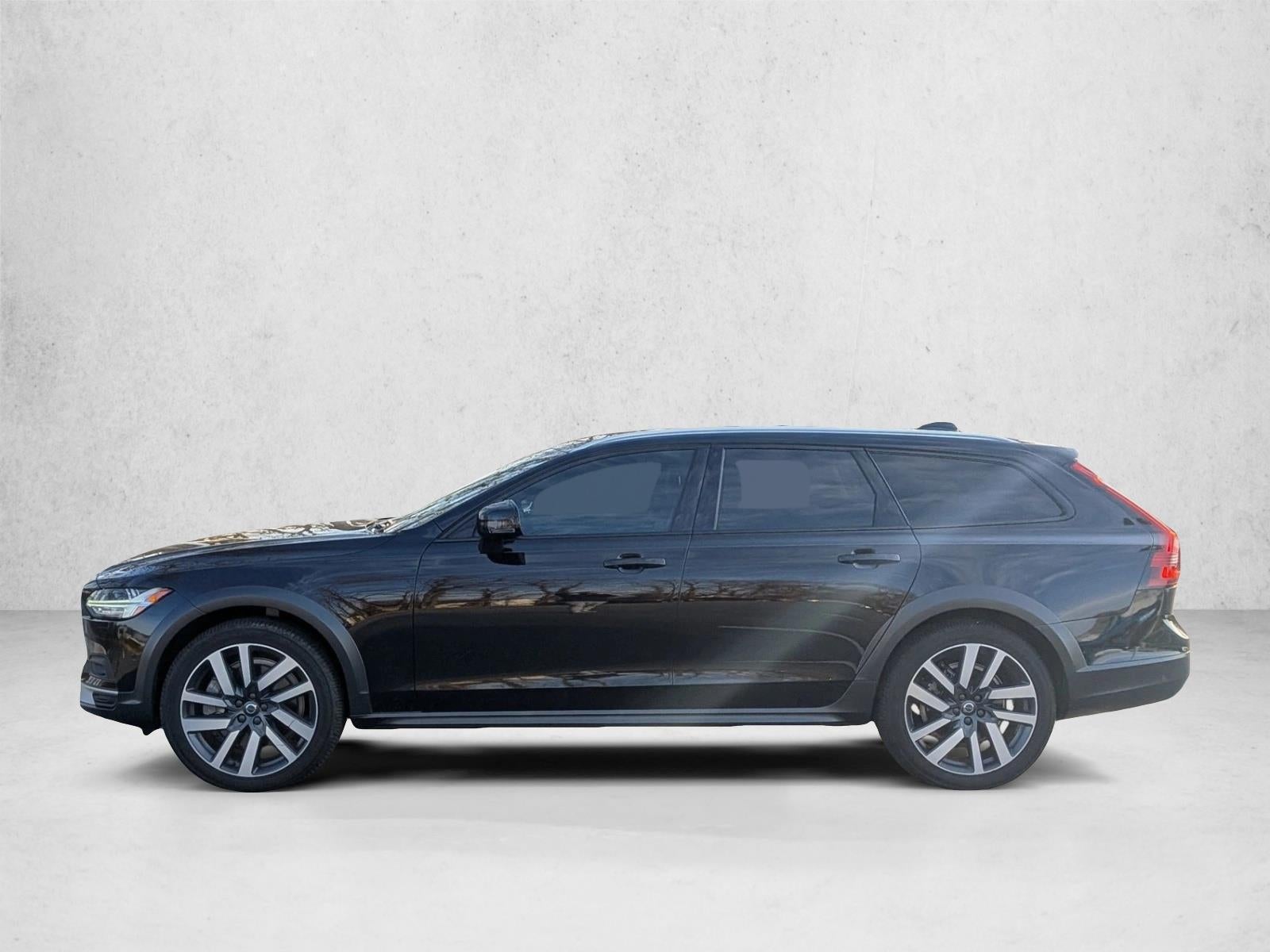 2022 Volvo V90 Cross Country B6 AWD