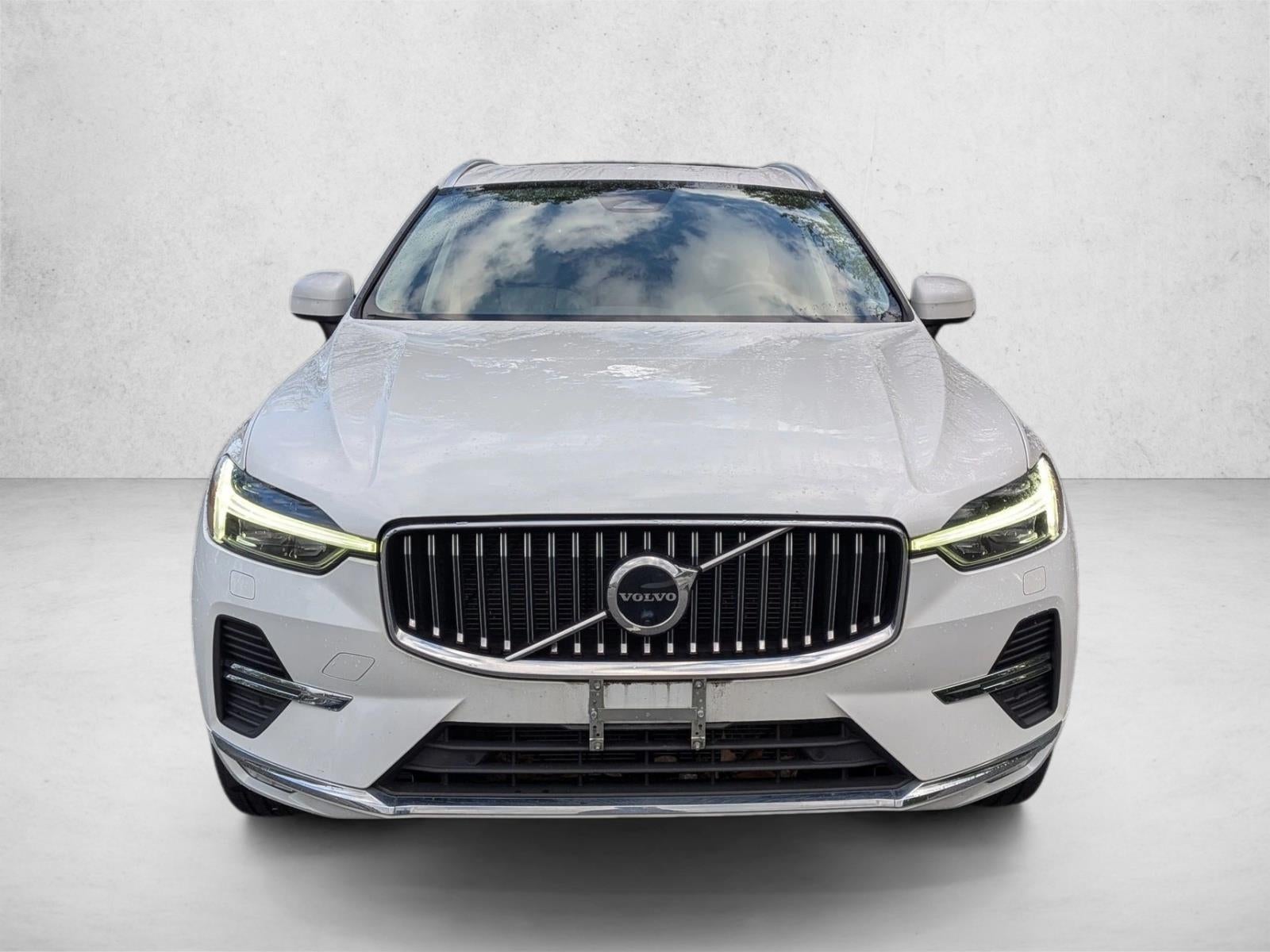 2023 Volvo XC60 B5 AWD Plus Bright Theme
